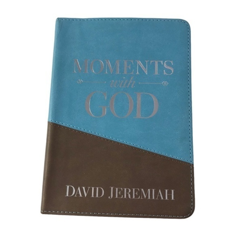 David Jeremiah  ( MOMENT'S WITH GOD daily devotionals )